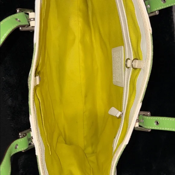 Coach Vintage Large Gallery Zebra Tote - Picture 10 of 13